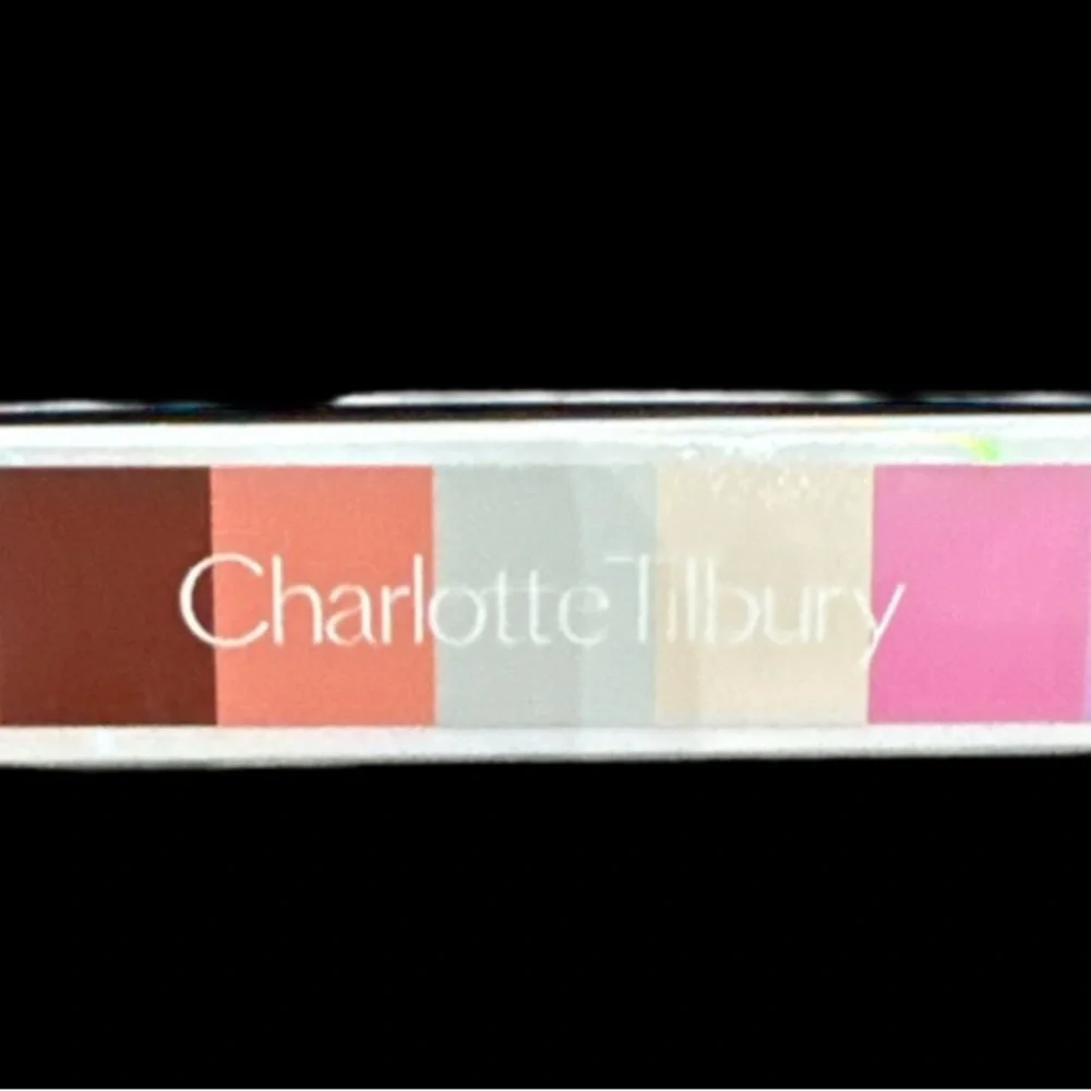 Charlotte Tilbury THE BEAUTYVERSE PALETTE LIMITED EDITION NIB! GORGEOUS!